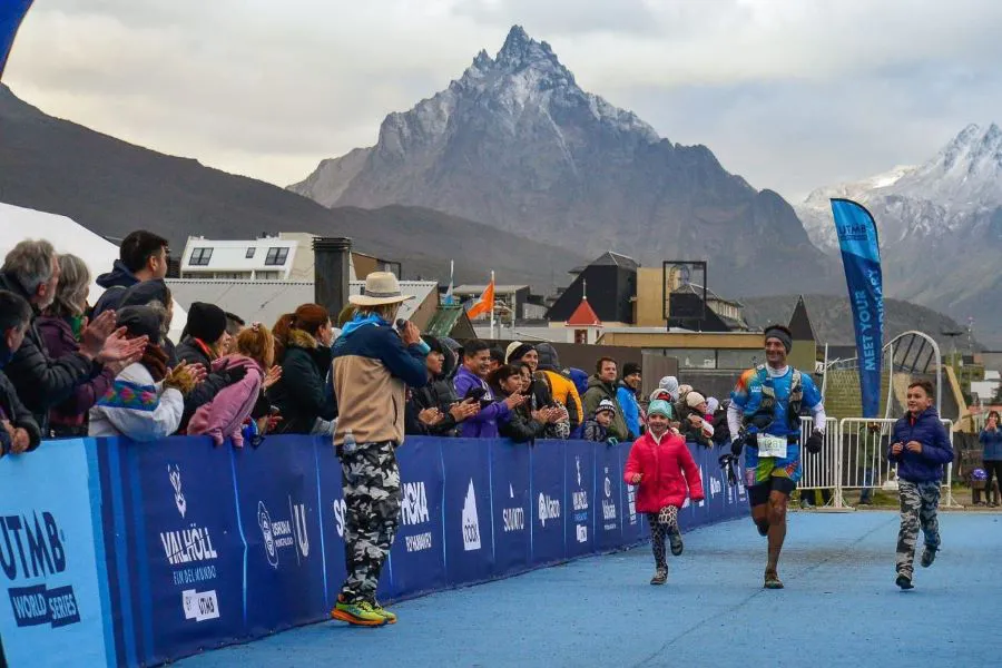 photo_5116271781978681295_y