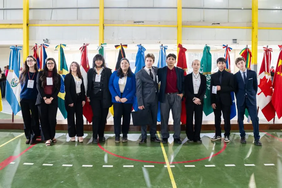 photo_5064425844474228712_y