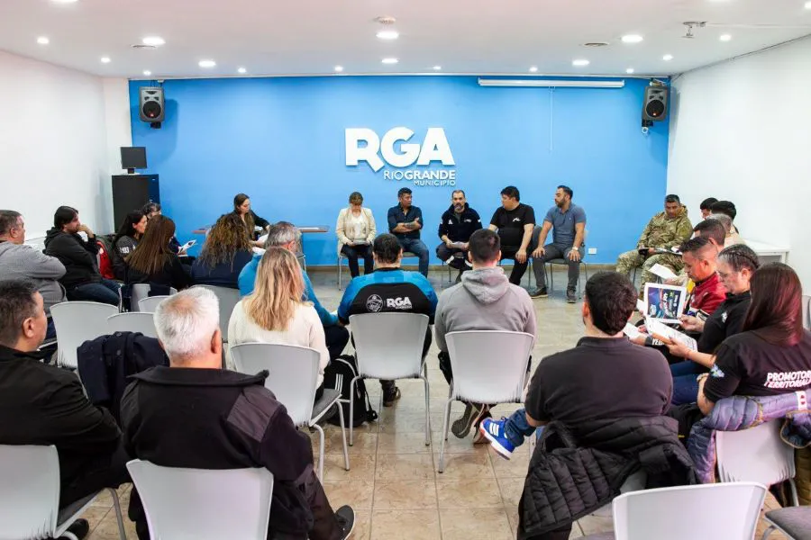 photo_5008318191314340619_y