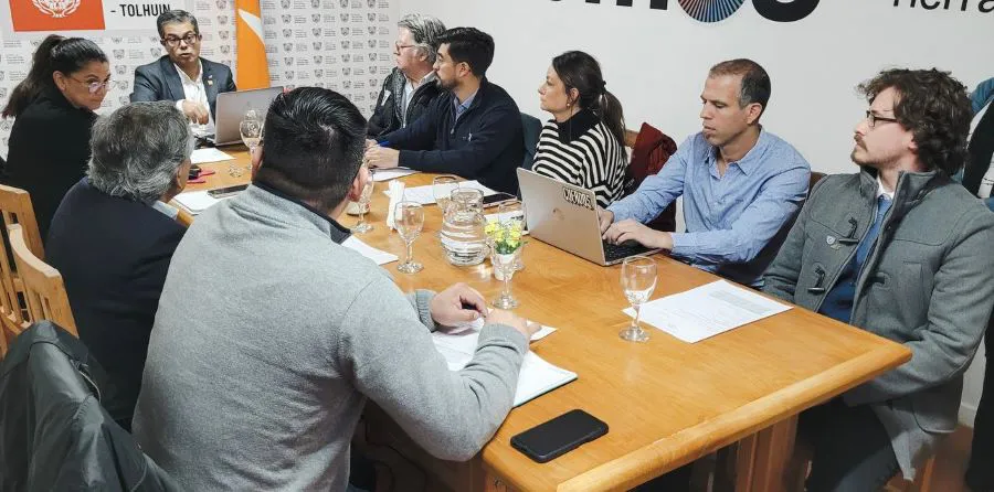 photo_5141375088434720448_y