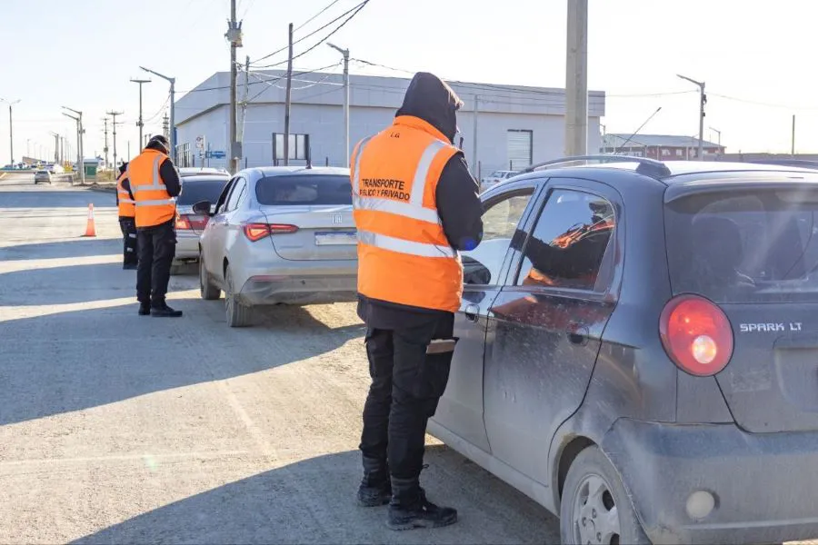 photo_4931684326798634576_y