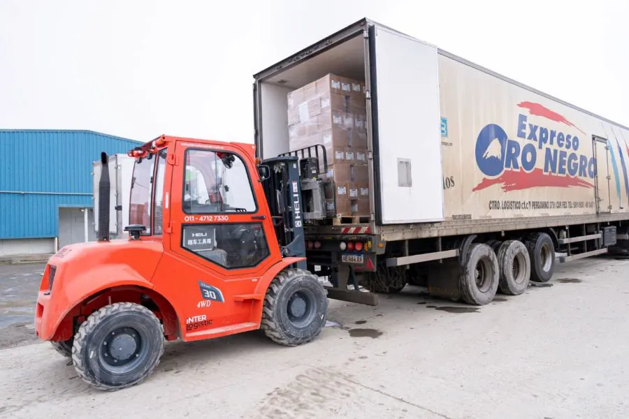 photo_5165812185333608132_y