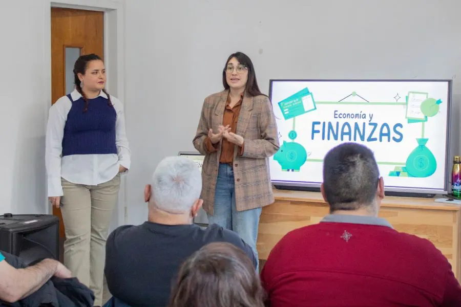 photo_4974297042394394546_y