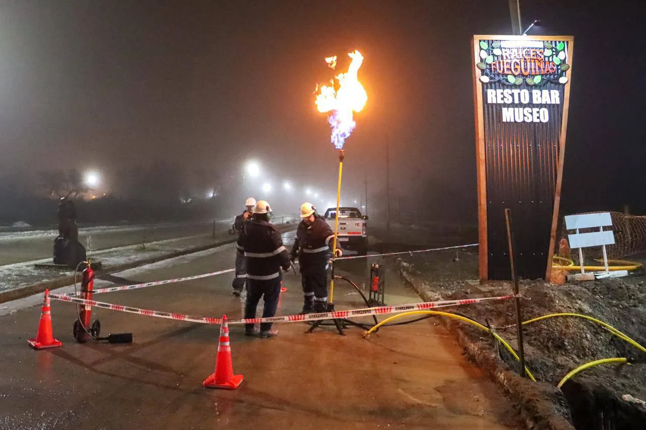 La obra de refuerzo incorporó a más de 300 familias tolhuinenses a la red de Gas Natural