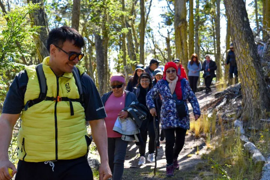 photo_4902673356021238692_y