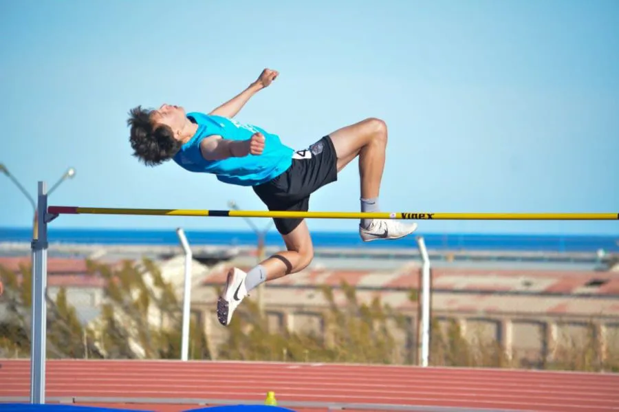 photo_4922788487455944617_y