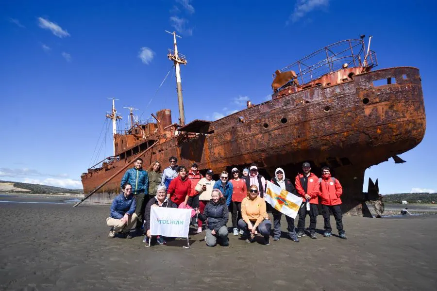 photo_4996913515541409334_y