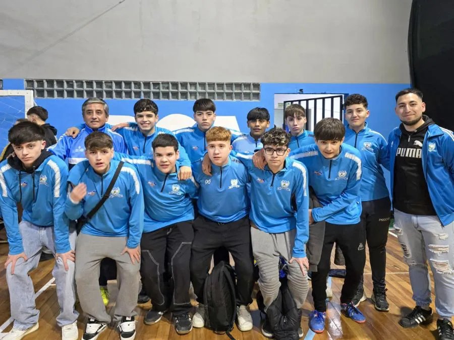 photo_5170179638792663306_y