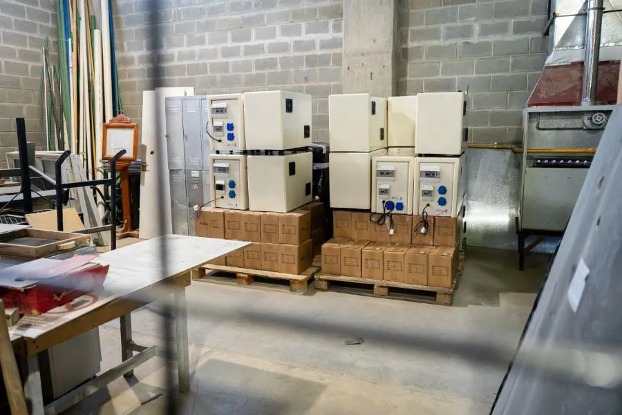 photo_4997145624164019897_y