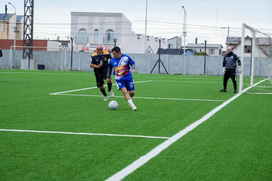 photo_4990327621283416889_y