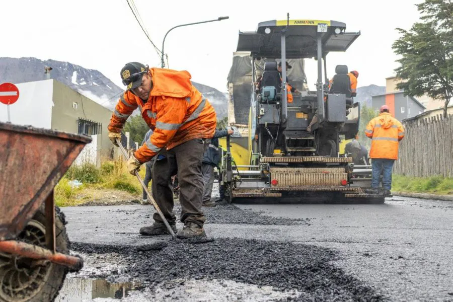 photo_5084979827081064258_y