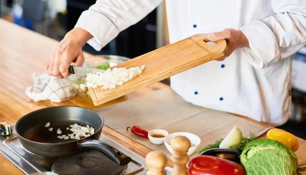 Se brindará en Tolhuin un curso de técnicas para ayudantes de cocina