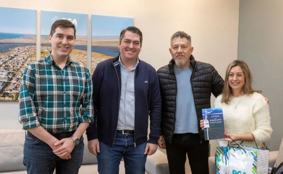 photo_5067012153520795764_y