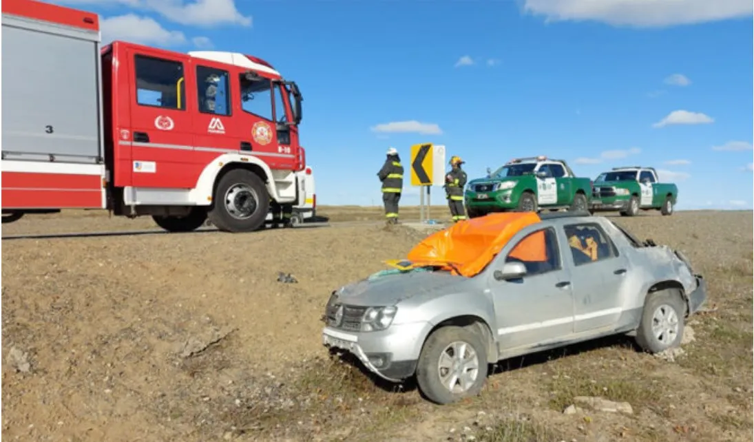 Joven riograndense falleció al volcar una camioneta a 50 km del San Sebastián chileno