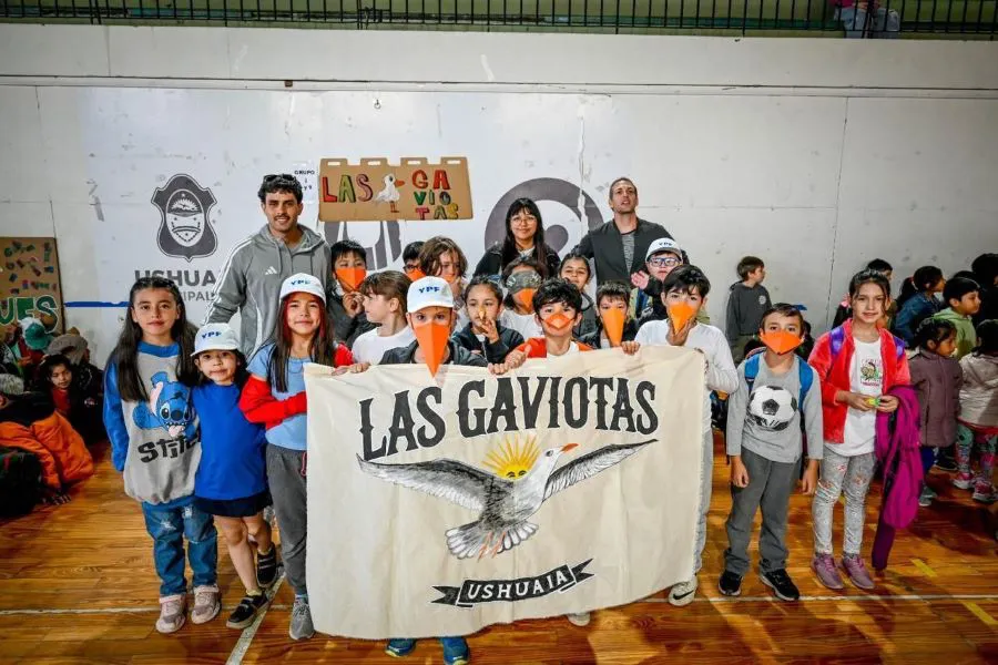 photo_4990412957984861610_y