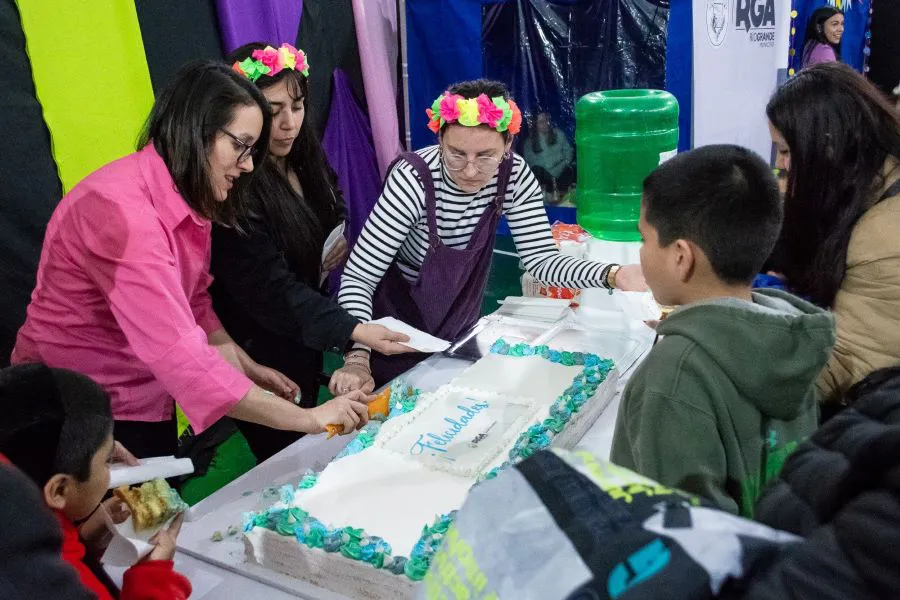 photo_5033138175953973417_w