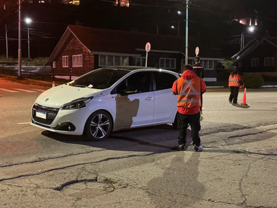 photo_5161430940734566018_y