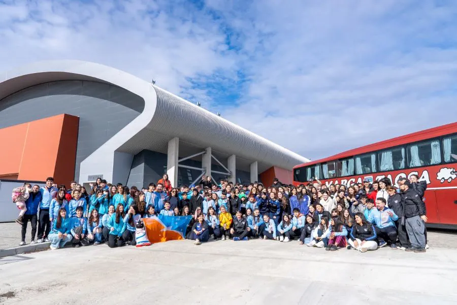 photo_5098148321368410891_y