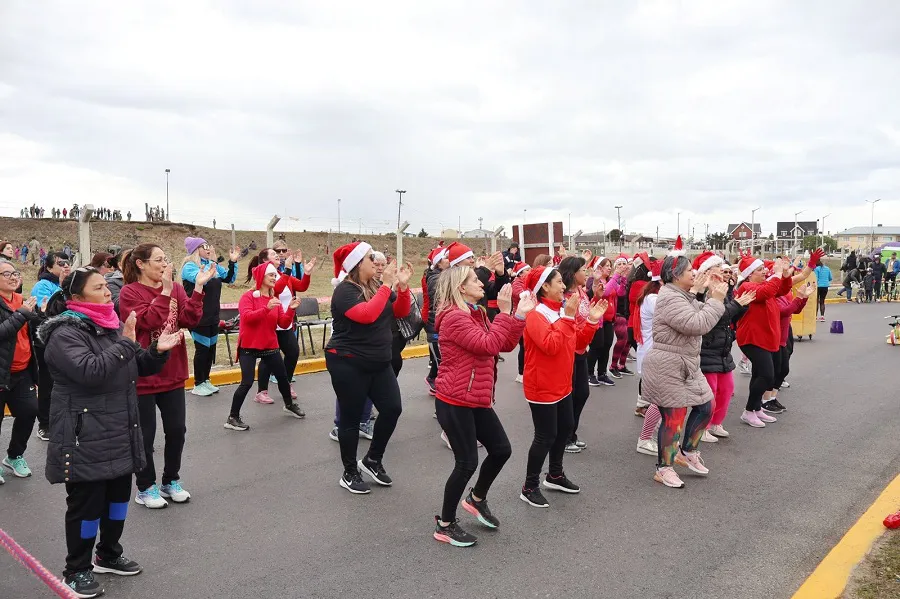 Las Escuelas Deportivas Municipales culminaron el año en el Parque de los 100 años (4)