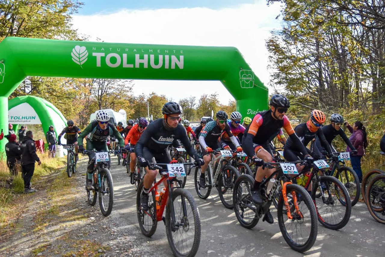 Gran participación de competidores en la Revancha al Rally Mountain Bike en Tolhuin (1)