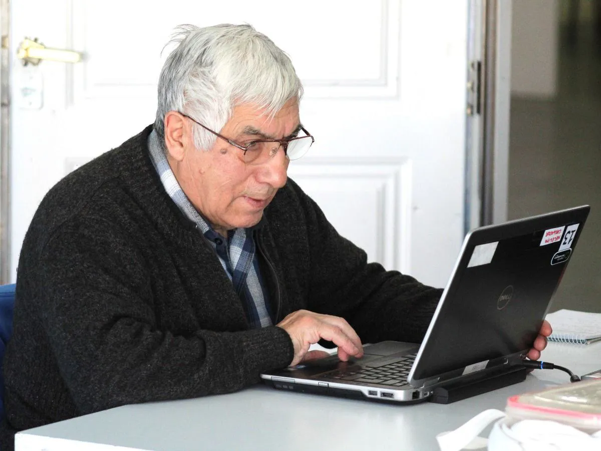 Continúa brindándose talleres promoviendo la inclusión digital para adultos mayores