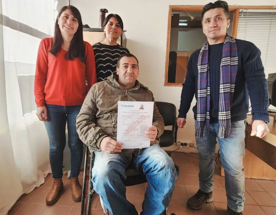 photo_5145518842817130500_y