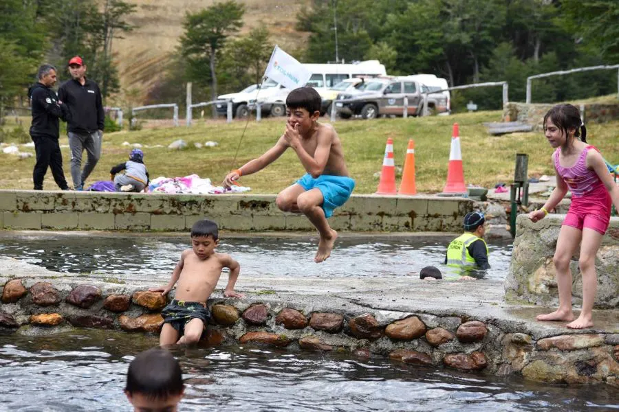 photo_4936467219559329073_y