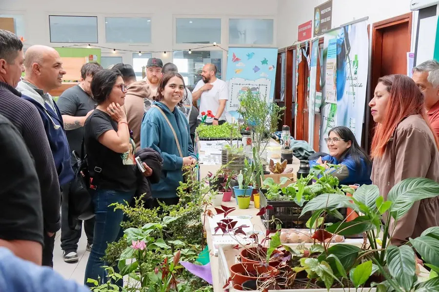 photo_5075931602298711659_y