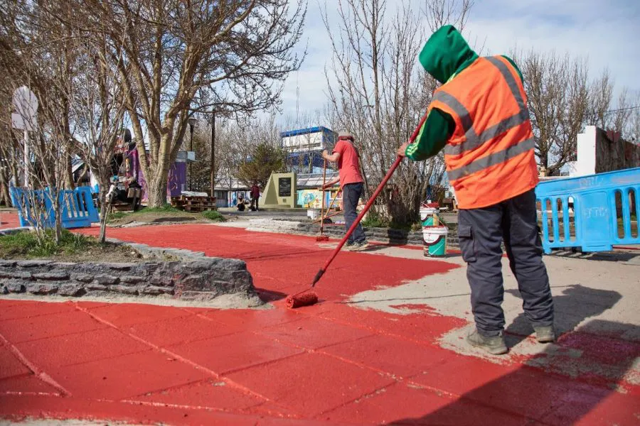 photo_5111984124720778031_y