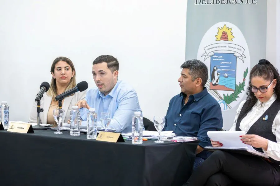 photo_4974462282674932486_y