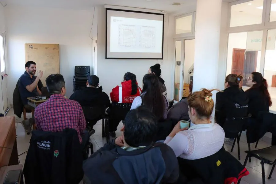 photo_4970181471587381030_y