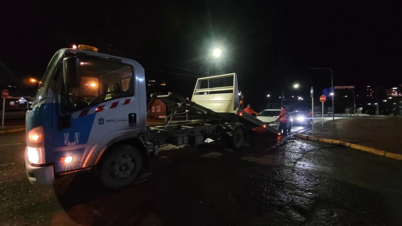 Se refuerzan los controles de tránsito para prevenir accidentes en la ciudad de Ushuaia