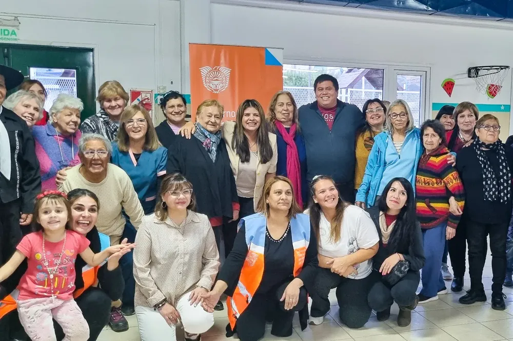 El programa Te-Acompaño promueve jornadas recreativas a personas mayores (2)