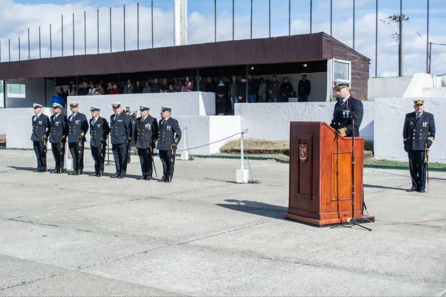 photo_4999528746897747607_y