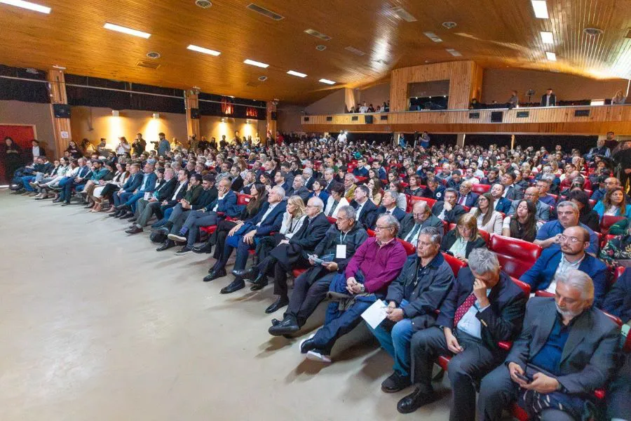 photo_5021954454777343480_y