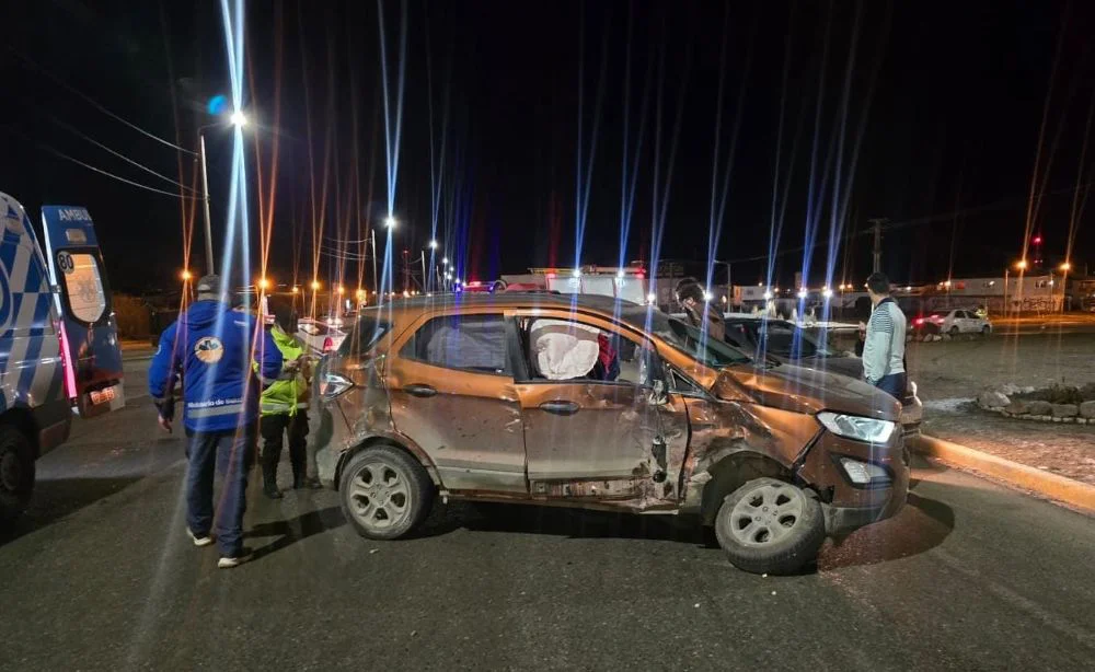 Choque sobre Ruta 3 y Almafuerte dejó dos personas hospitalizadas