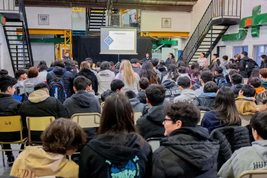 photo_5098270564723830593_y