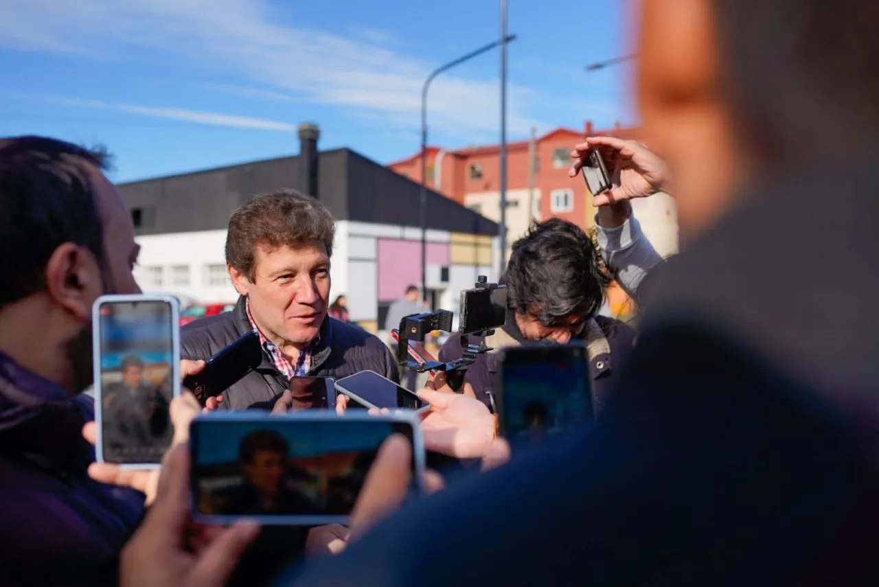 La nueva Constitución prevé terminar con los cargos vitalicios sostuvo Melella