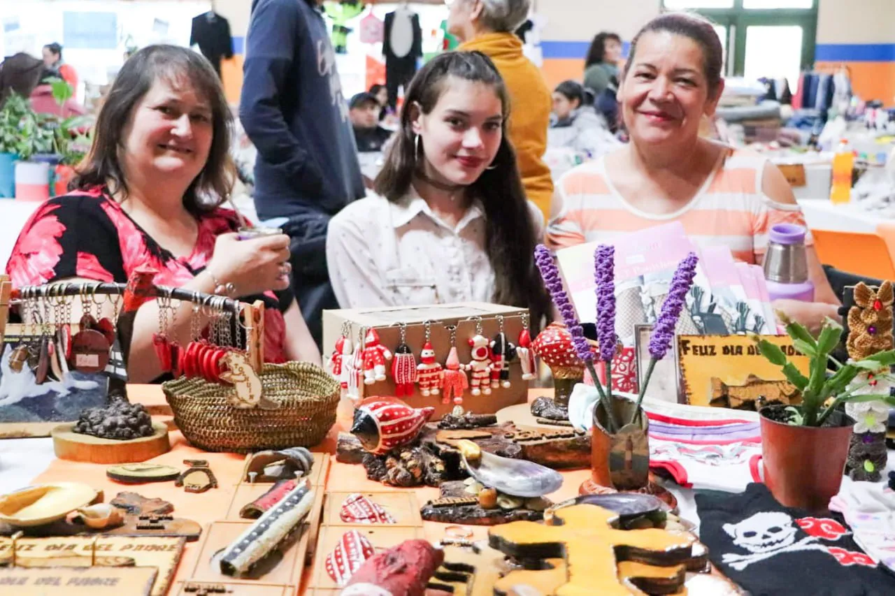 Más de 50 emprendedores participaron de la edición de Emprender TDF en Tolhuin (2)
