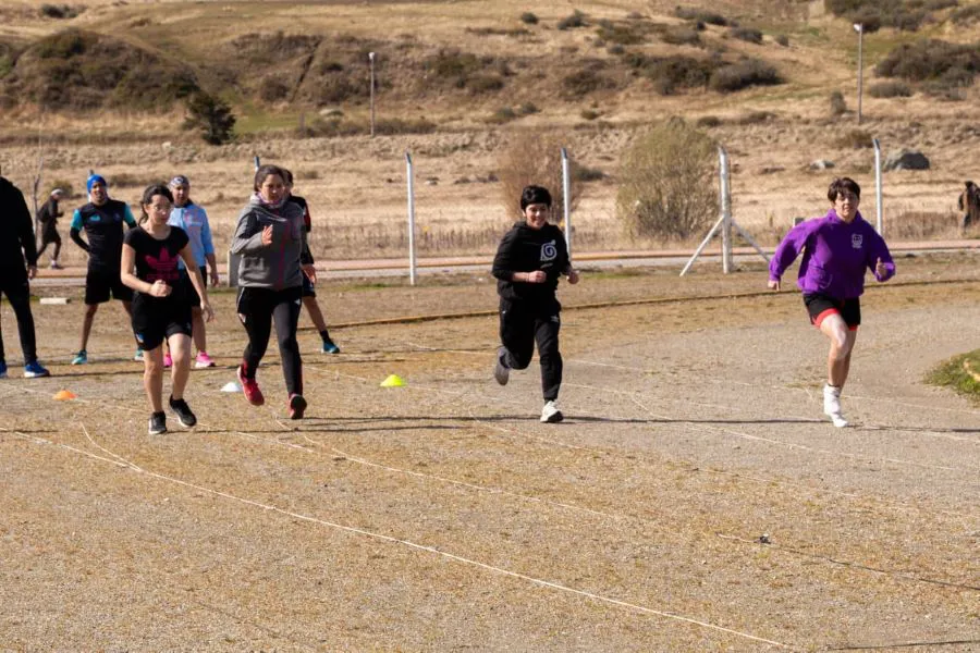 photo_5143519226306956443_y