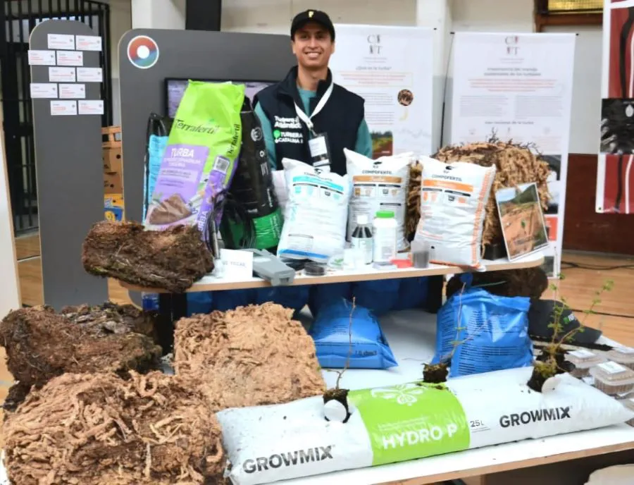 photo_4922788487455944678_y