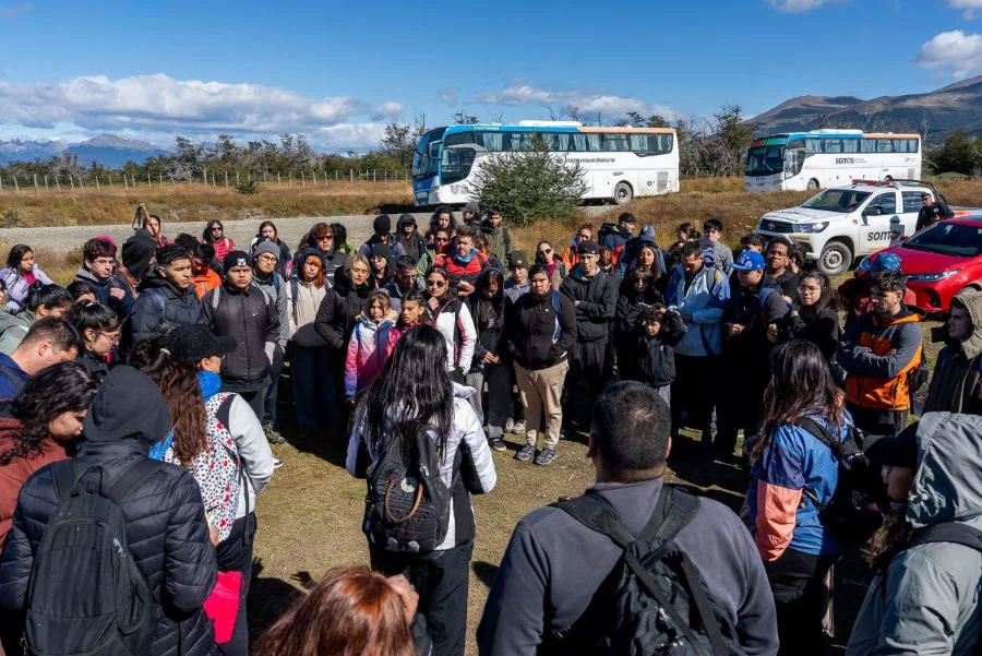 photo_4963493876798786608_y