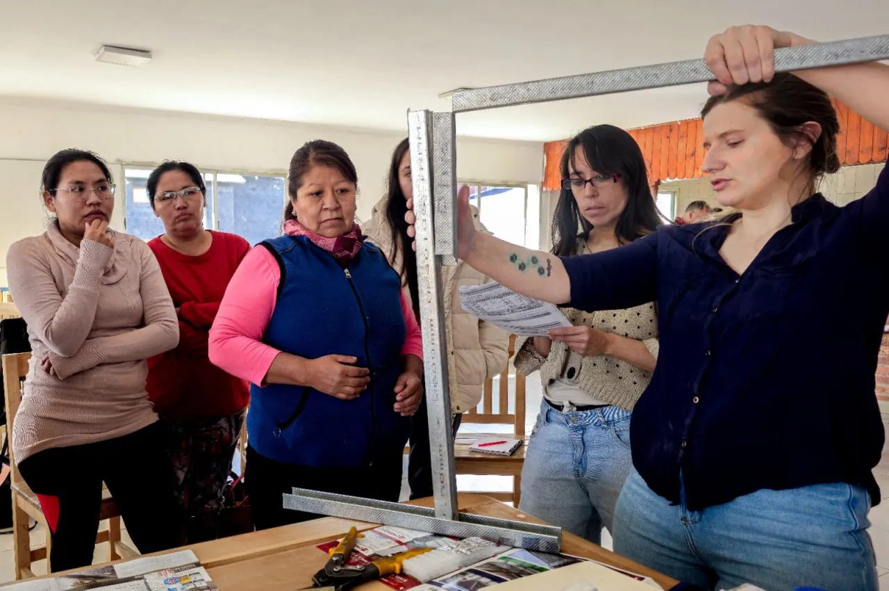 Se dictarán nuevas capacitaciones laborales en barrios de las tres ciudades en agosto