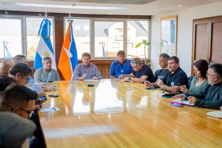 photo_5012927434252291005_y