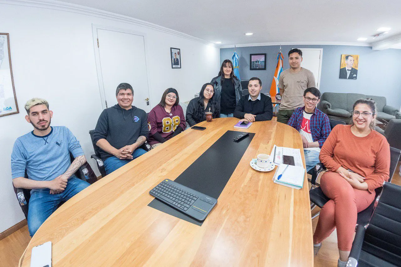 Municipio y el centro de estudiantes de la UNTDF llevan adelante trabajos en conjunto