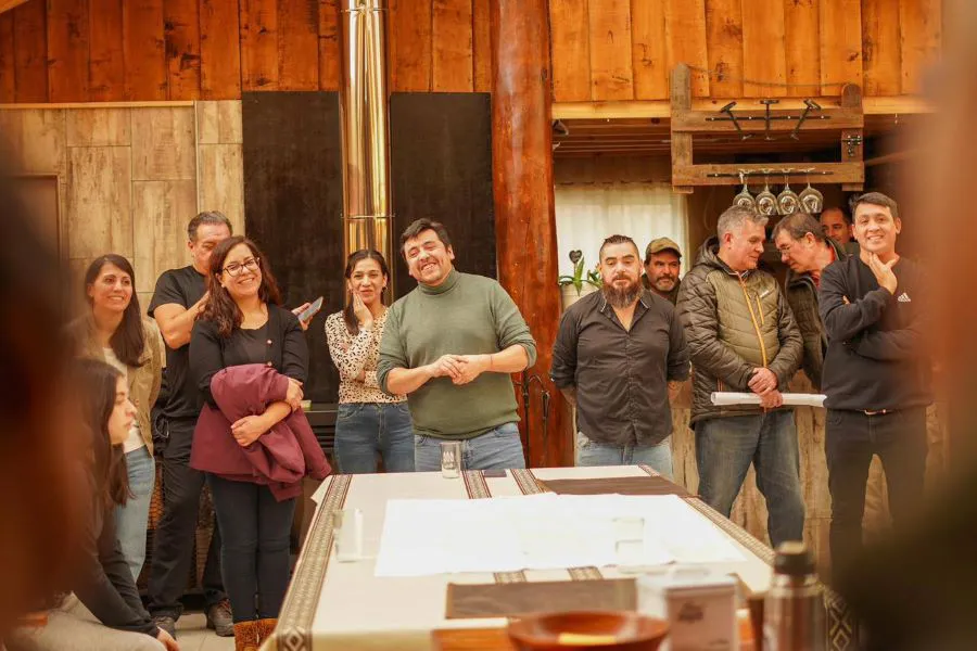 photo_5183995603691089805_y