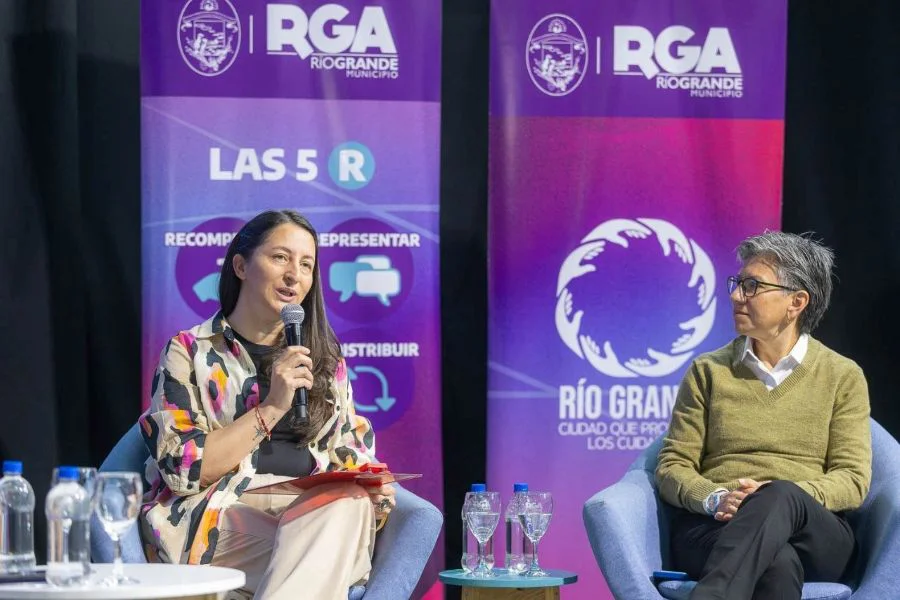 Destacan la importancia de repensar la organización social de los cuidados