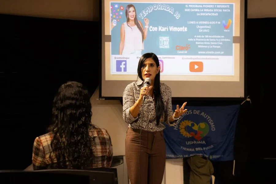 photo_4976805994788752181_y