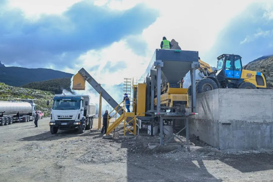 photo_5042224763384212964_y