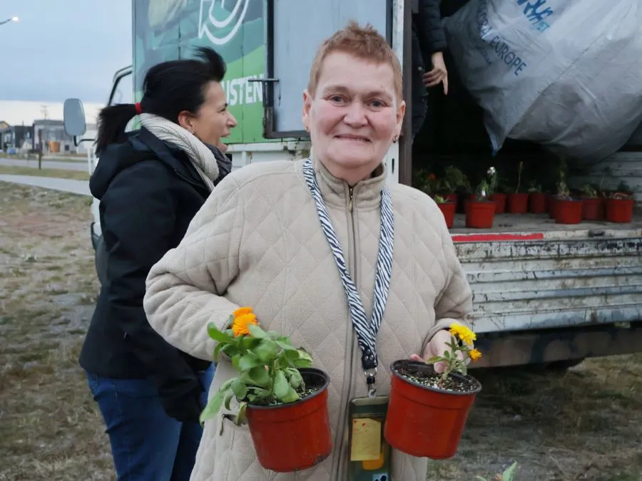 photo_5127647097351417198_w